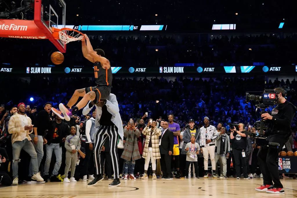 与迪马利亚 与迪马利亚