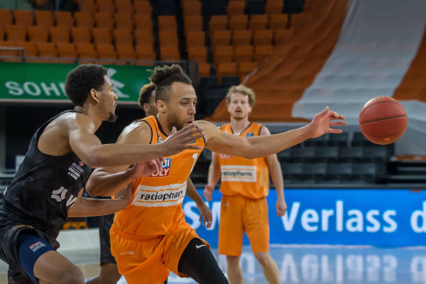 观的四分卫 观的四分卫