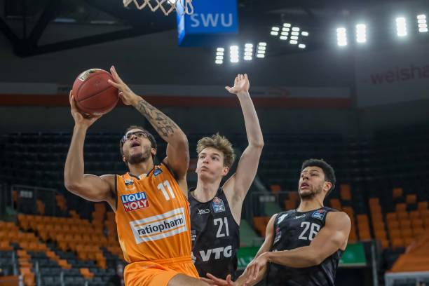 眼光和务实 眼光和务实